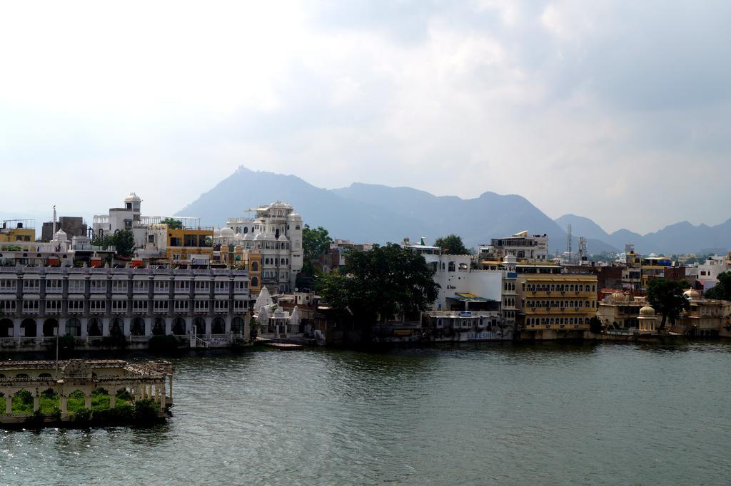 Aashiya Haveli Hotel Udaipur Kültér fotó